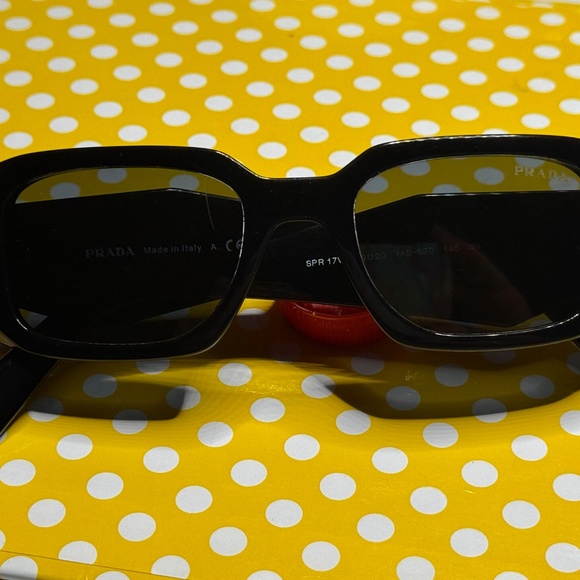 Black Prada Sunglasses PR 17WS - Picture 9 of 9